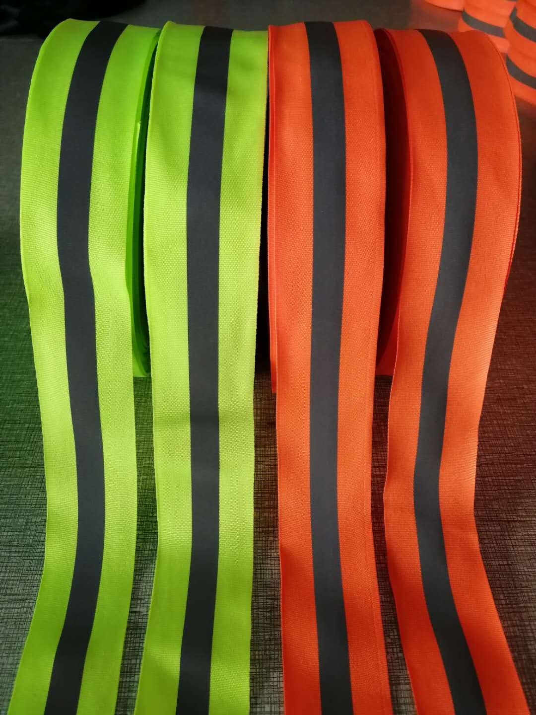 reflective ribbon