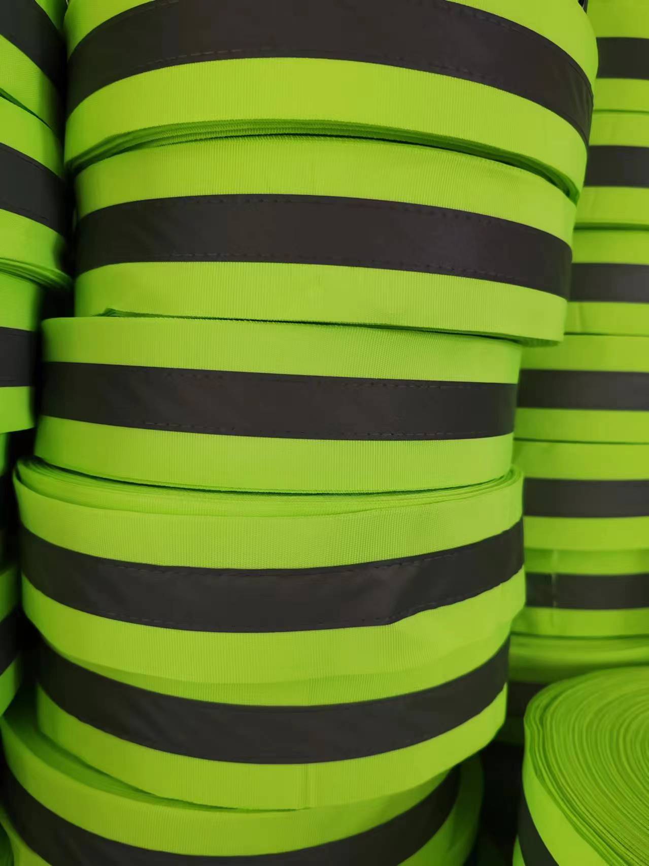 reflective ribbon