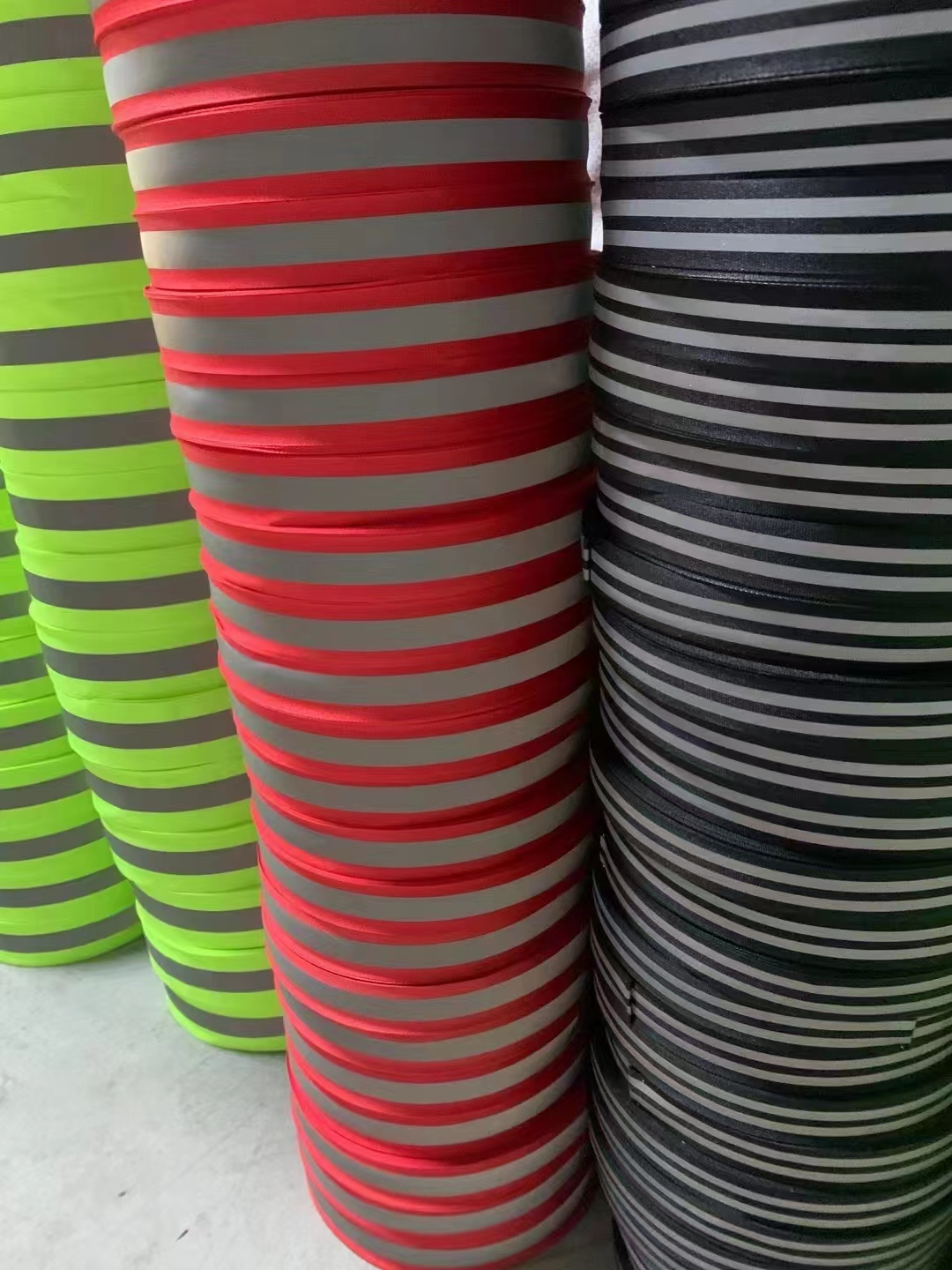 reflective ribbon