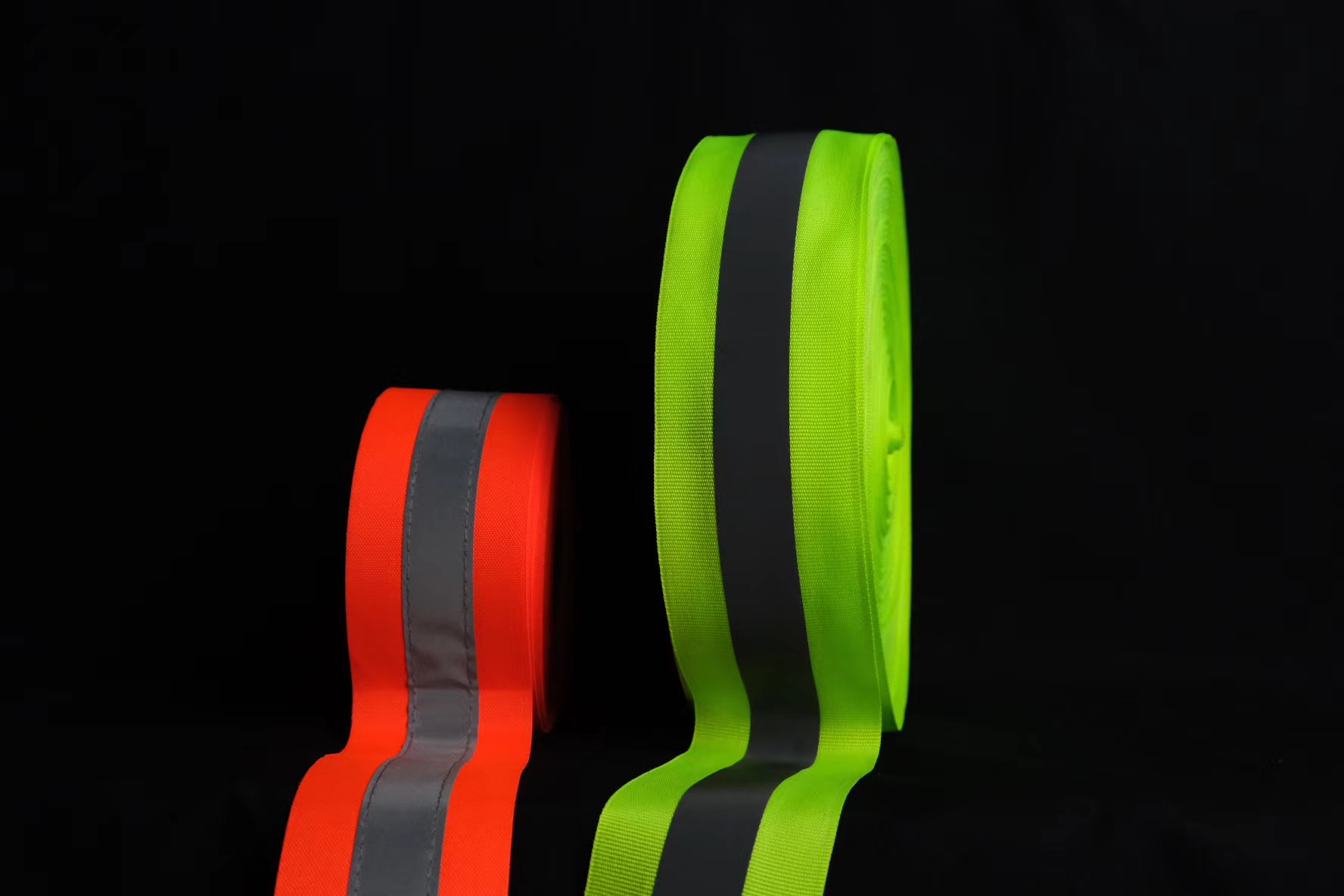 reflective ribbon
