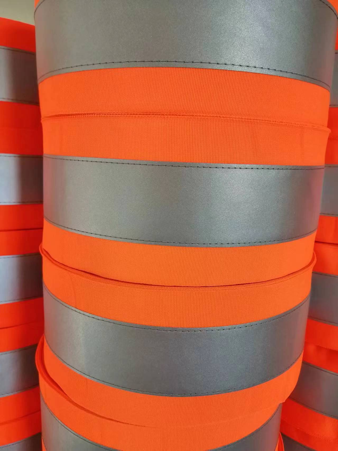 reflective ribbon