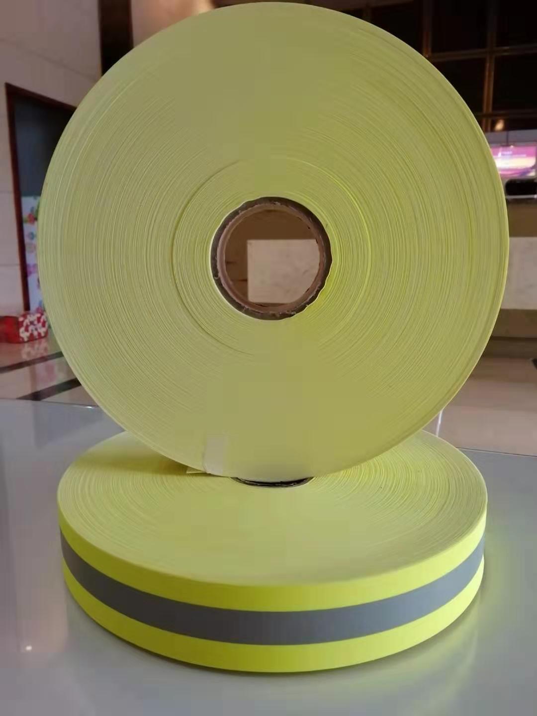 FR Yellow-silver warning tape